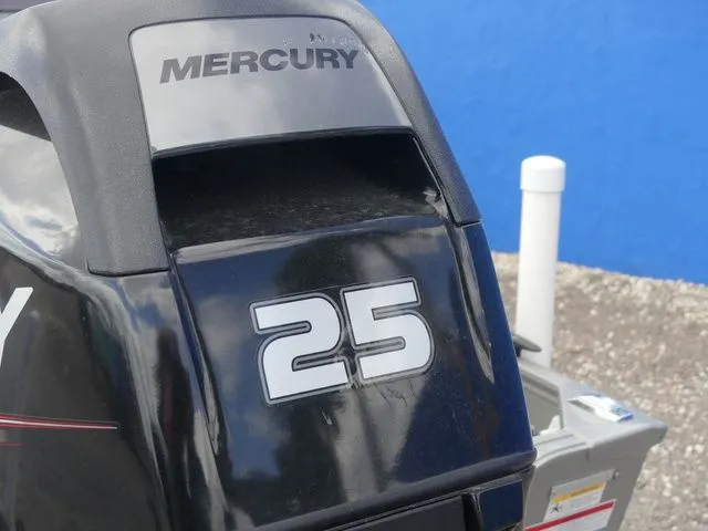 Slide: The Image of Crestliner 1450 Discovery Tiller 2017 - 9