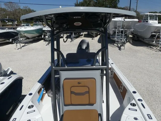 Slide: The Image of Sea Pro 210 DLX 2026 - 17