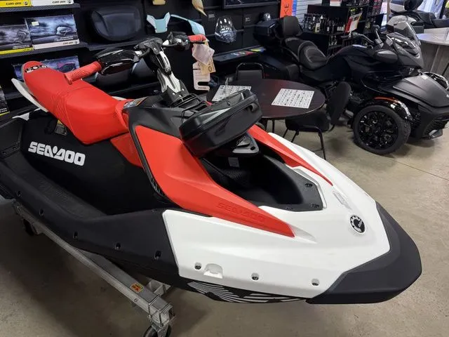 Slide: The Image of Sea-Doo Spark™Trixx for 3 Rotax® 900 ACE™ - 90 iBR and Aud 2026 - 7