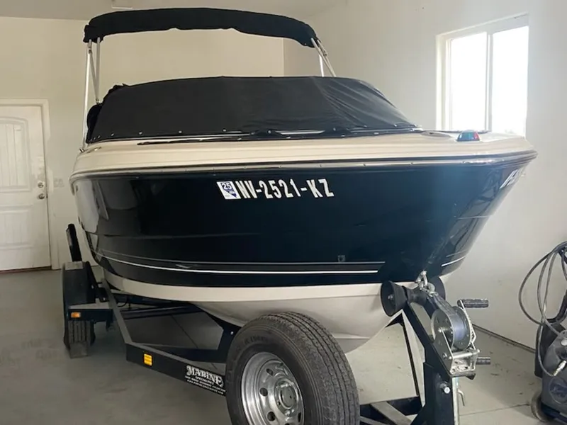 Slide: The Image of Monterey 180FS 2010 - 2