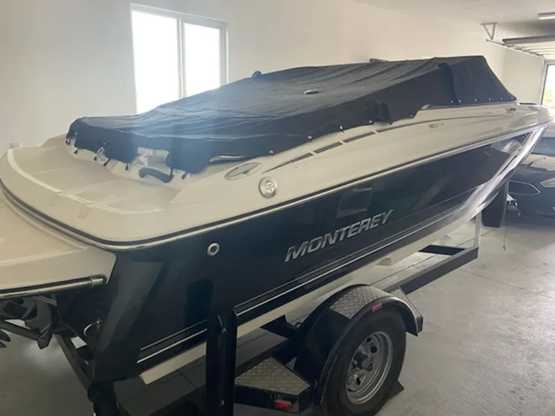 Slide: The Image of Monterey 180FS 2010 - 3