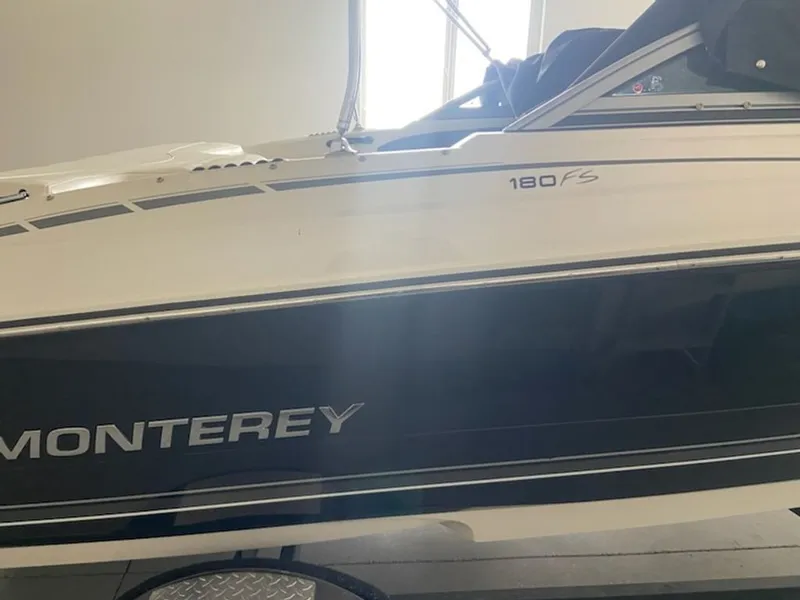 Slide: The Image of Monterey 180FS 2010 - 4