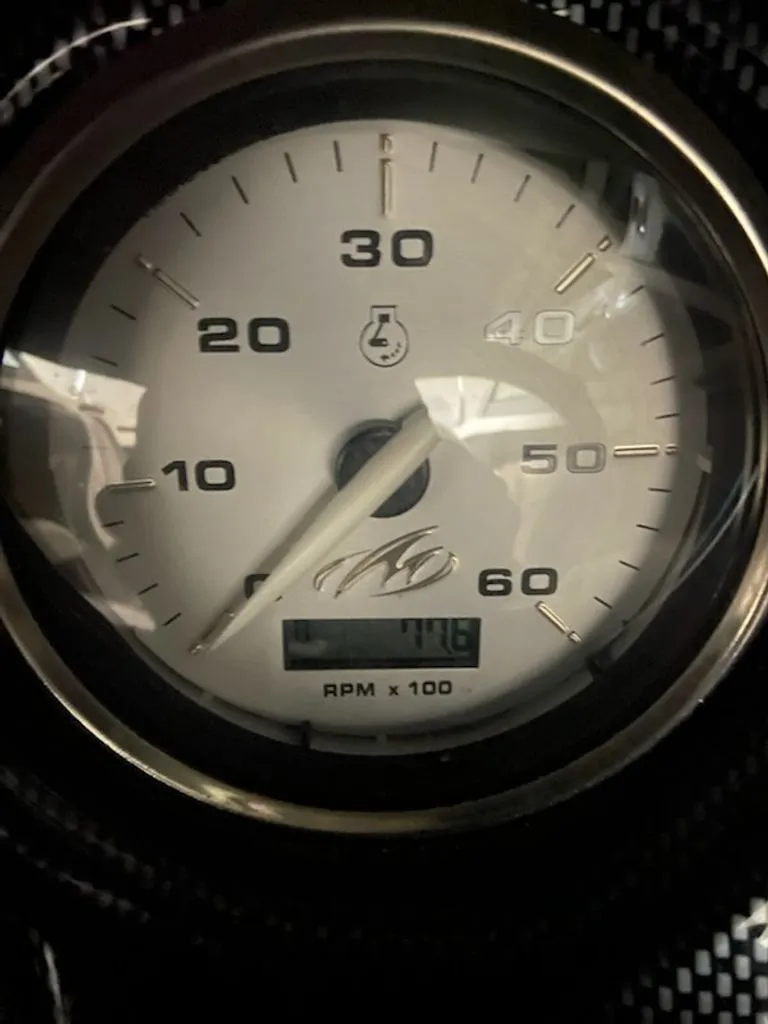 Slide: The Image of Monterey 180FS 2010 - 5