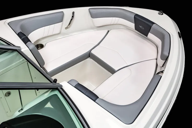 Slide: The Image of Chaparral 19 SSi 2021 - 8