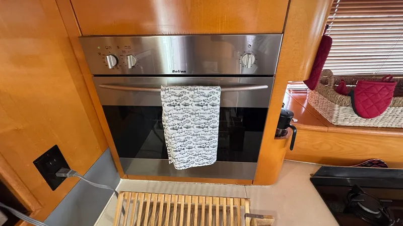 Slide: The Image of Galley Oven - 12