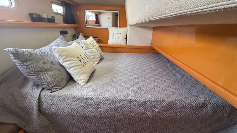 Slide: The Image of Guest Stateroom Starboard Hull - 38