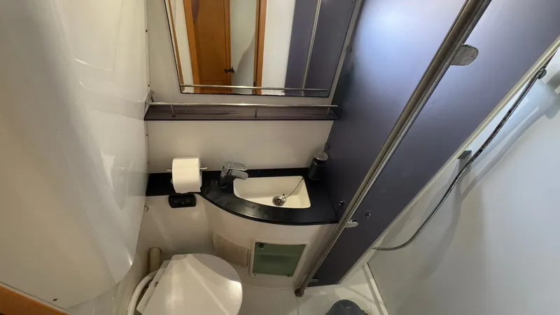 Slide: The Image of Guest Head 2 - 42