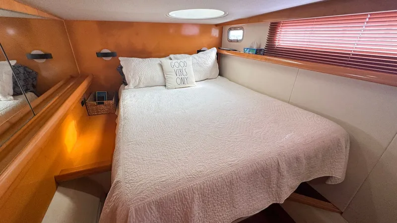 Slide: The Image of Owner's Suite Port Hull - 48