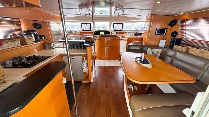 Slide: The Image of Salon Entrance Looking Forward - 6