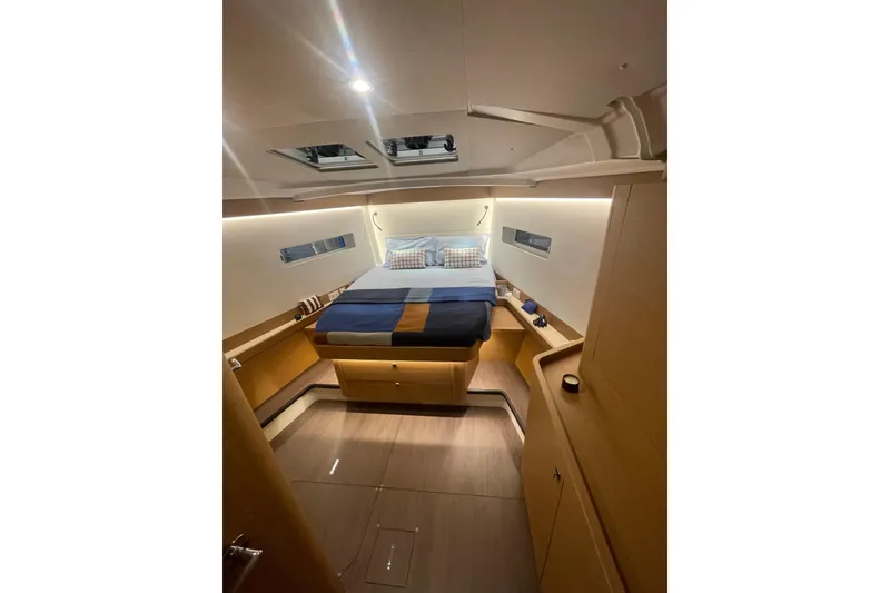 Slide: The Image of Jeanneau Sun Odyssey 455 2026 - 10