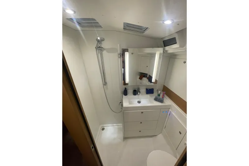 Slide: The Image of Jeanneau Sun Odyssey 455 2026 - 11