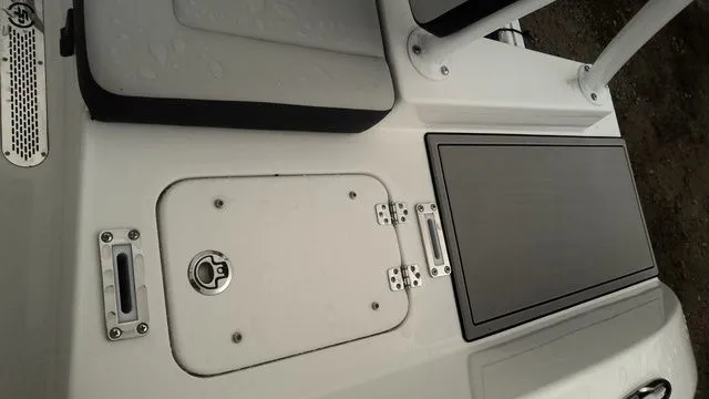 Slide: The Image of Sea Pro 225FLX Sandbar 2025 - 8