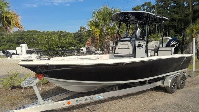 The Image of Sea Pro 250 Bay 2026 - 1