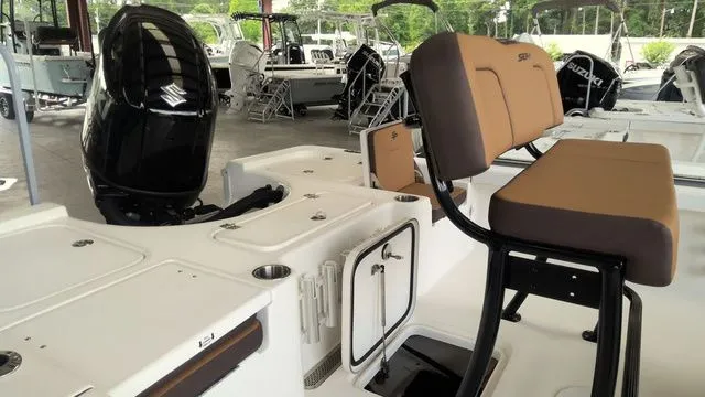 Slide: The Image of Sea Pro 210 Bay 2026 - 4