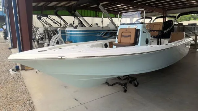 The Image of Sea Pro 210 Bay 2026 - 1