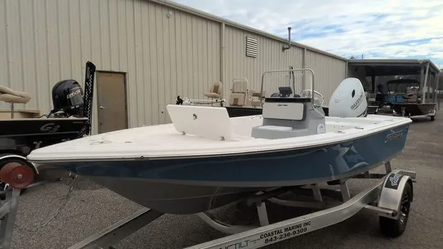 The Image of Sea Pro 172 Bay 2026 - 1