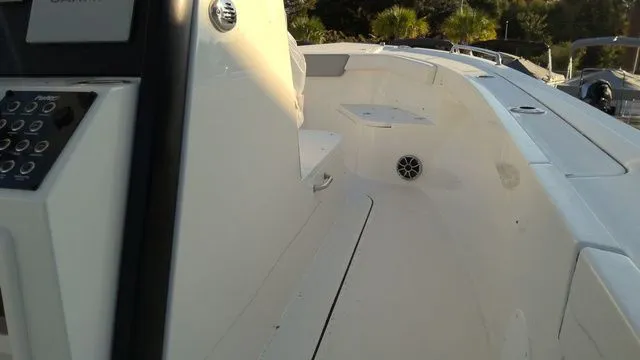 Slide: The Image of Parker Marine 2600 Center Console 2025 - 9