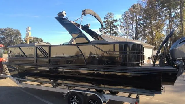 Slide: The Image of SunCatcher Diamond Elite 324RC 2026 - 2