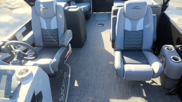 Slide: The Image of SunCatcher Diamond Elite 324RC 2026 - 6