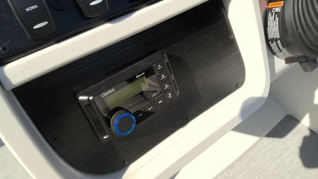 Slide: The Image of Godfrey Sweetwater 2286 SFL Sport Tube 27 In. Package 2026 - 13