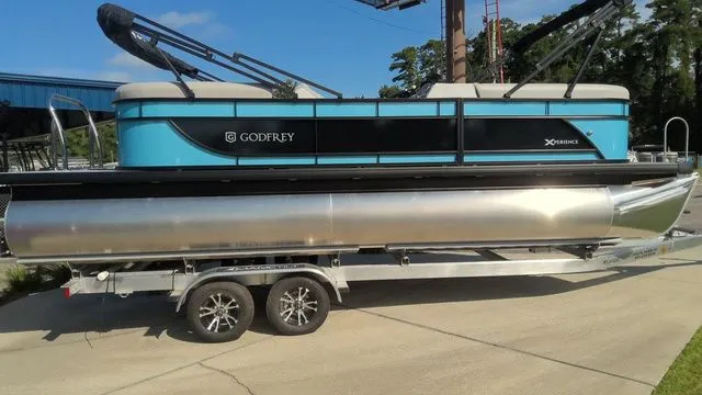 The Image of Godfrey Xperience 2286 SBX Sport Tube 27 In. Package 2026 - undefined