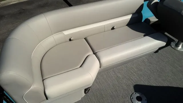 Slide: The Image of Godfrey Xperience 2286 SBX Sport Tube 27 In. Package 2026 - 7