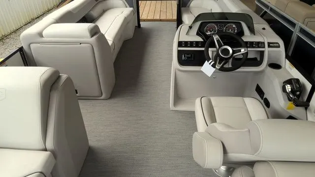 Slide: The Image of Godfrey Sweetwater 2286 SB 27" Impact Center Tube Package 2026 - 11