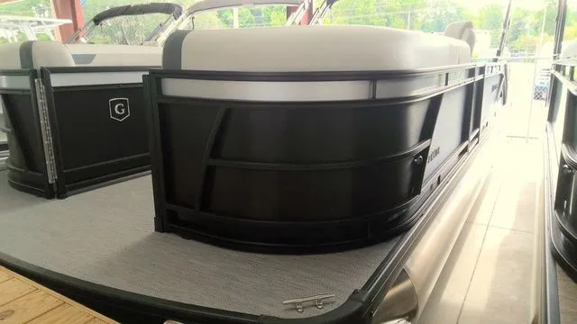 The Image of Godfrey Sweetwater 2286 SFLC 27" Impact Center Tube Packag 2026 - undefined