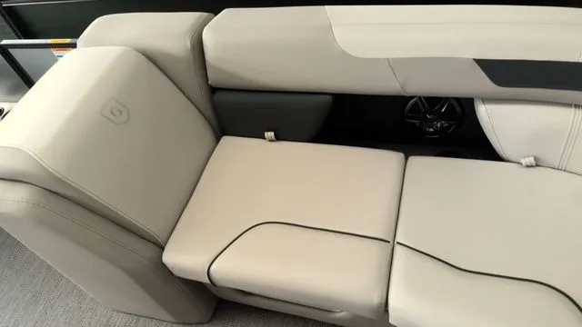 Slide: The Image of Godfrey Sweetwater 2286 SFLC 27" Impact Center Tube Packag 2026 - 3