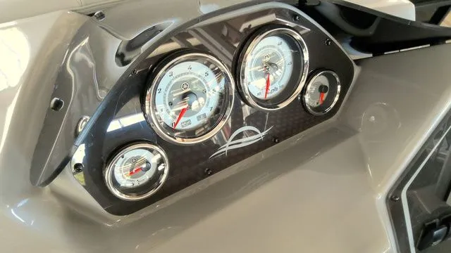 Slide: The Image of SunCatcher Fusion 324SS 2025 - 10