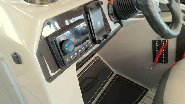 Slide: The Image of SunCatcher Fusion 324SS 2025 - 11