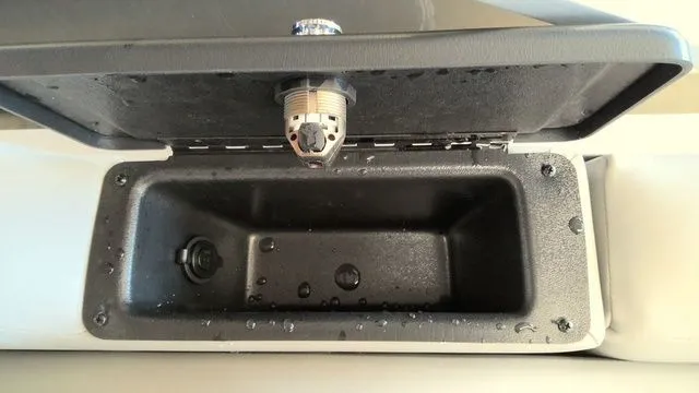 Slide: The Image of SunCatcher Fusion 324SS 2025 - 14