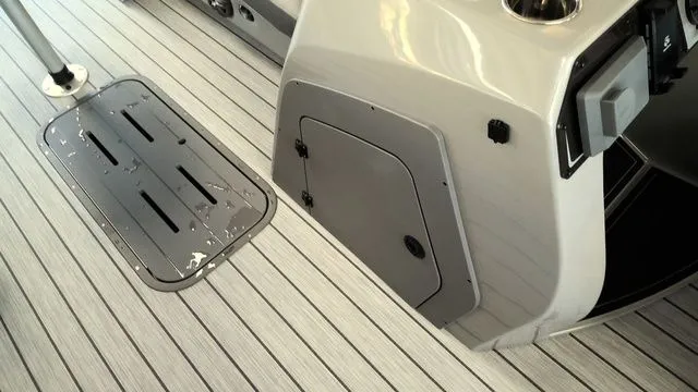 Slide: The Image of SunCatcher Fusion 324SS 2025 - 20