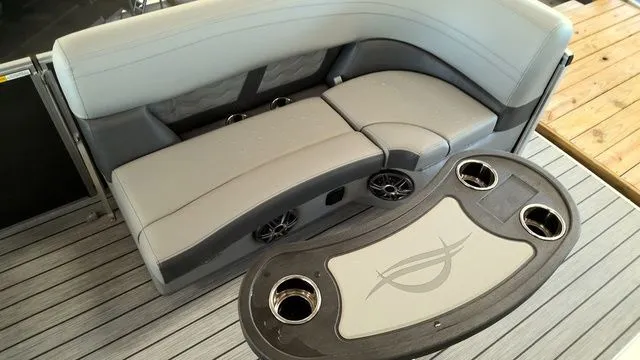 Slide: The Image of SunCatcher Fusion 324SS 2025 - 5