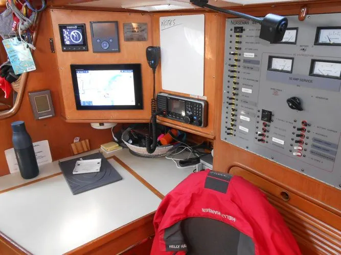 Slide: The Image of 1989 Norseman 447 - Image 13 - 13