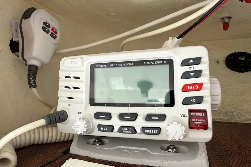 Slide: The Image of Standard Horizon Explorer GPS radio on 2017 Sea Hunt BX 22 BR boat dashboard. - 21