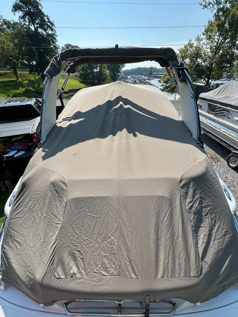 Slide: The Image of Crownline Boats 300 LS 2008 - 32