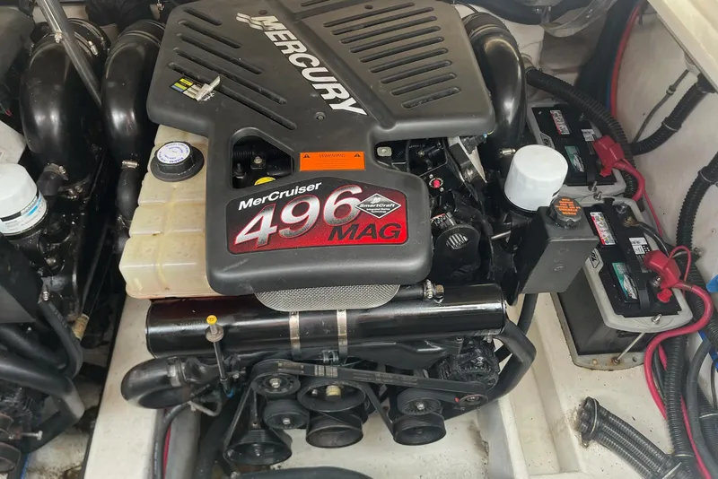 Slide: The Image of Engine of a 2002 Formula 330 Sun Sport boat, featuring a MerCruiser 496 MAG. - 40