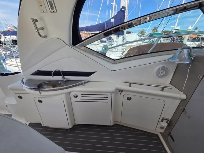 Slide: The Image of 2007 Sea Ray Sundancer - Image 18 - 18