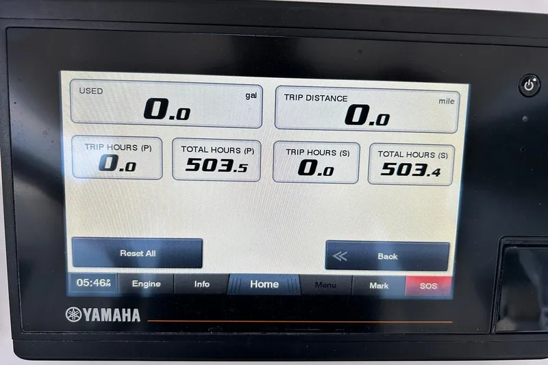 Slide: The Image of Yamaha display showing trip and total hours for 2021 Edgewater 340CC boat. - 47