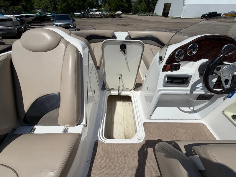 Slide: The Image of Interior of a 2014 Hurricane 202 Sundeck Sport boat. - 25