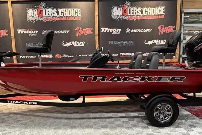 The Image of 2026 Tracker Pro Team 190 boat displayed at Anglers Choice event. - 1