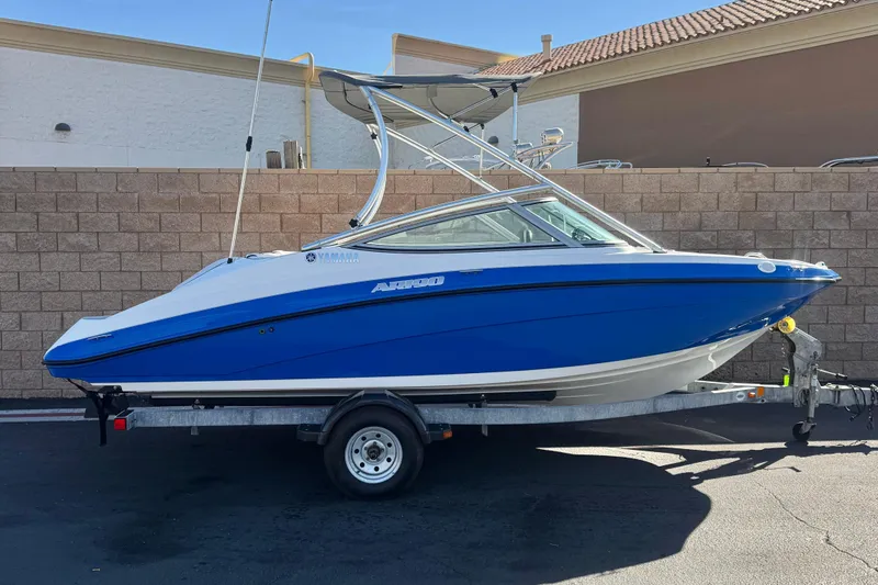 The Image of Yamaha AR190 2015 - undefined