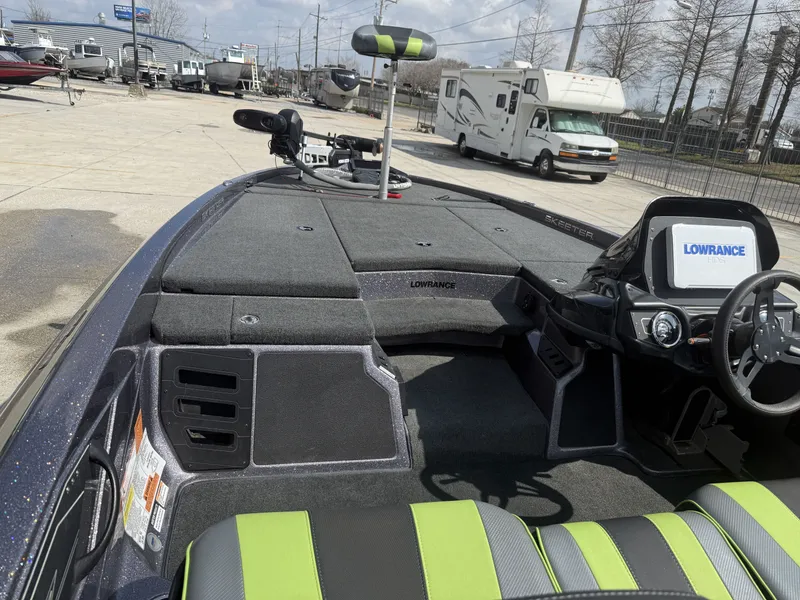 Slide: The Image of Skeeter ZX200 2021 - 5