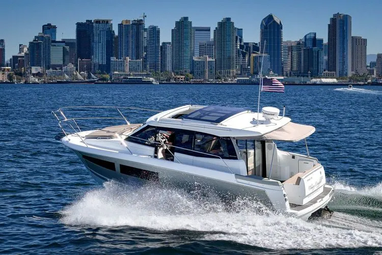 Slide: The Image of 2013 Jeanneau Nc 9 - Image 1 - 1