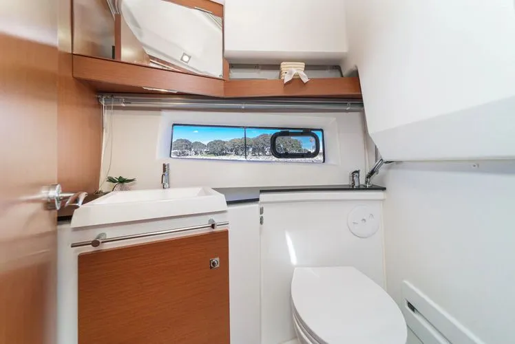 Slide: The Image of 2013 Jeanneau Nc 9 - Image 14 - 14