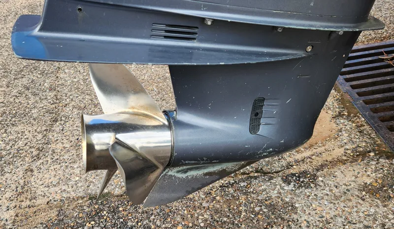 Slide: The Image of Polar 2310 Bay 2005 - 10