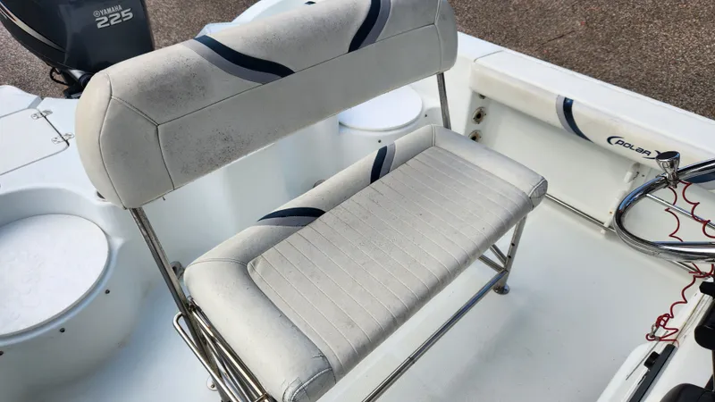 Slide: The Image of Polar 2310 Bay 2005 - 14