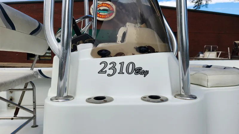 Slide: The Image of Polar 2310 Bay 2005 - 9