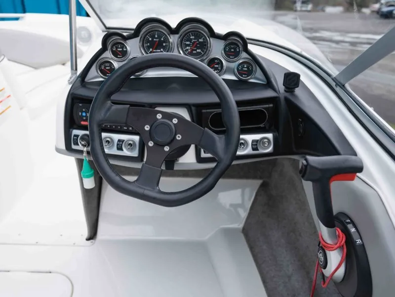 Slide: The Image of Bayliner 215BR 2013 - 10